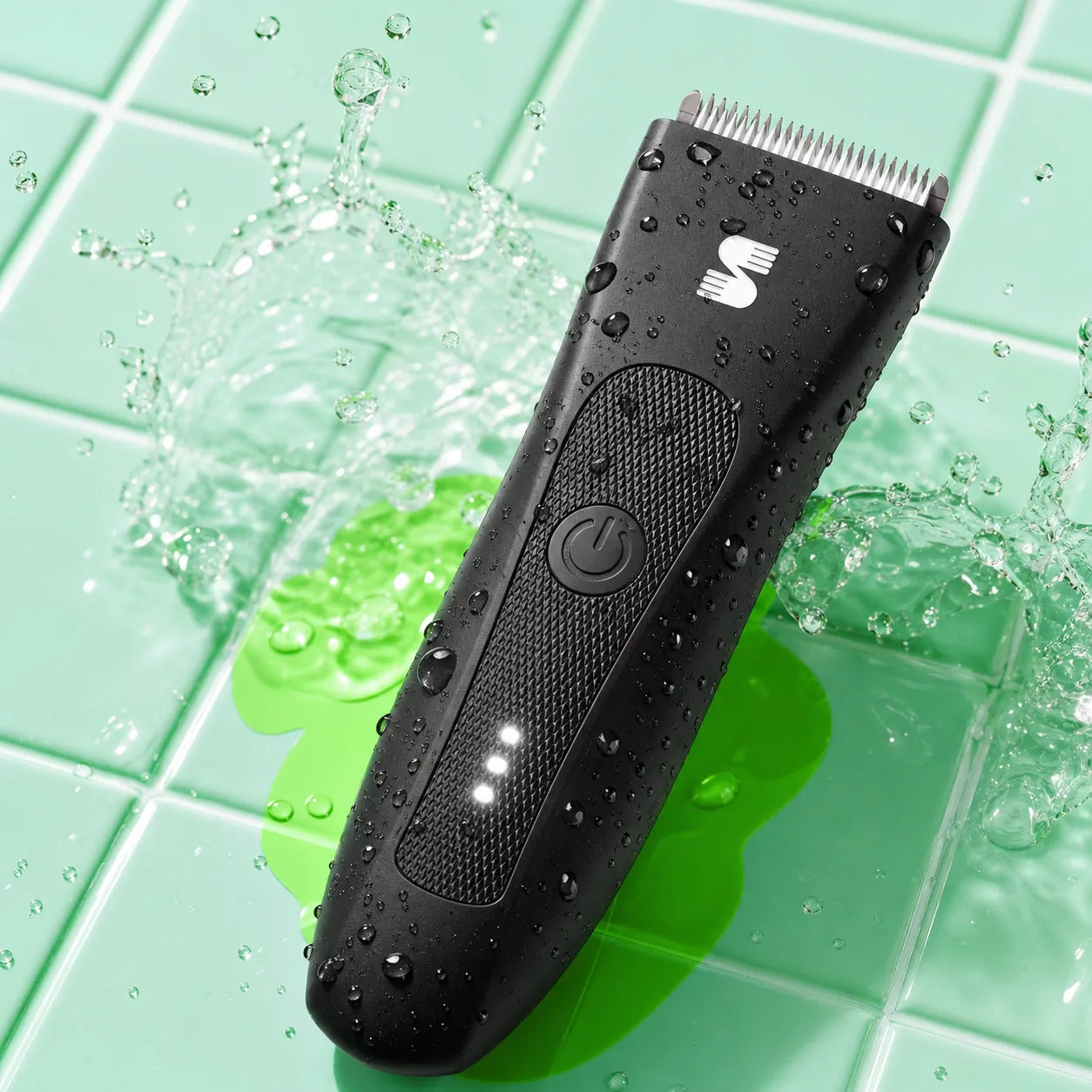 MANSPOT black body trimmer waterproof macro detail with water droplets #Black